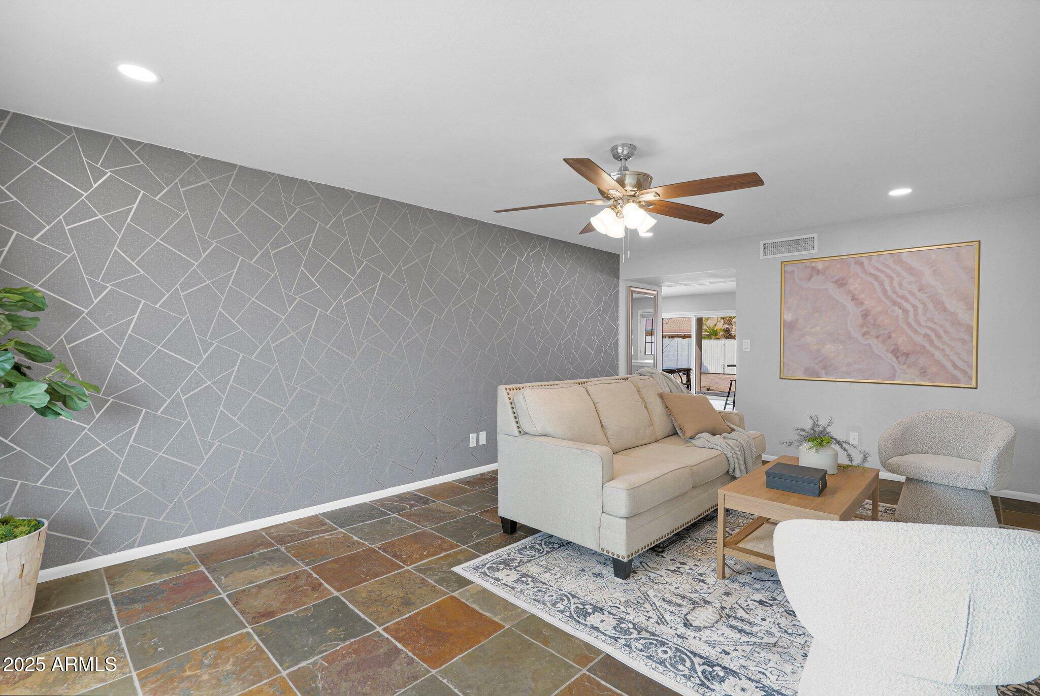 Property Photo:  2026 E Duke Drive  AZ 85283 