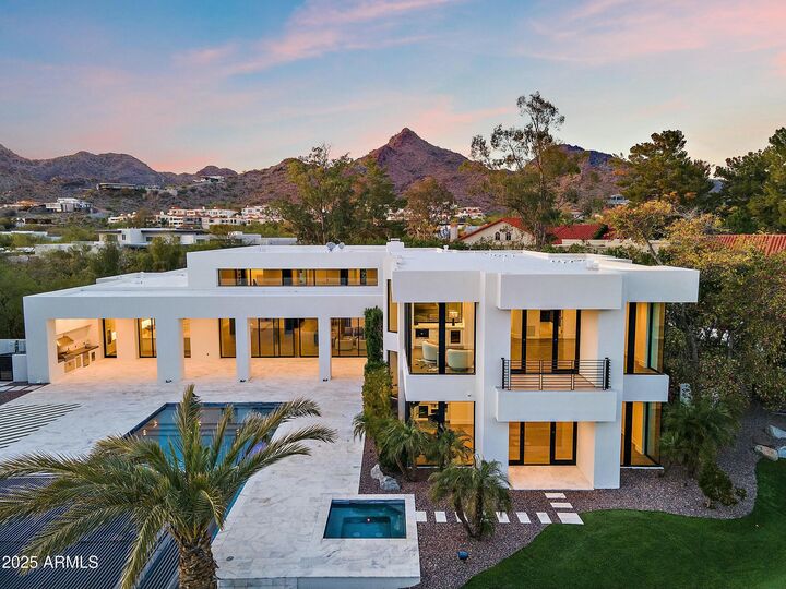6216 N 38th Place  Paradise Valley AZ 85253 photo