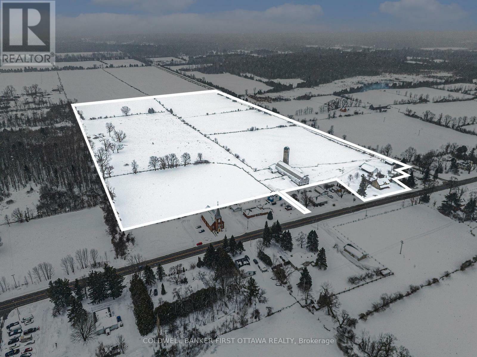 Property Photo: 2061 Christie Lake Road ON K7H 3C6