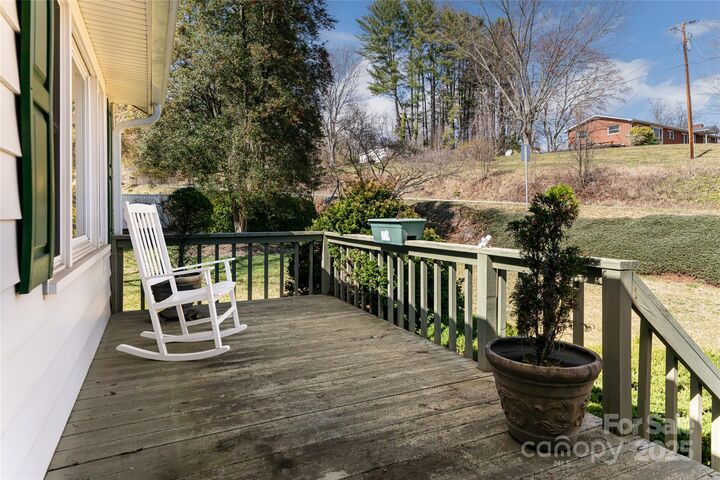Property Photo: 338 Morgan Road NC 28715