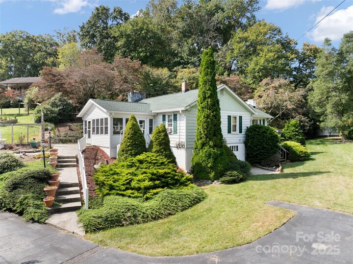 Property Photo:  338 Morgan Road  NC 28715 