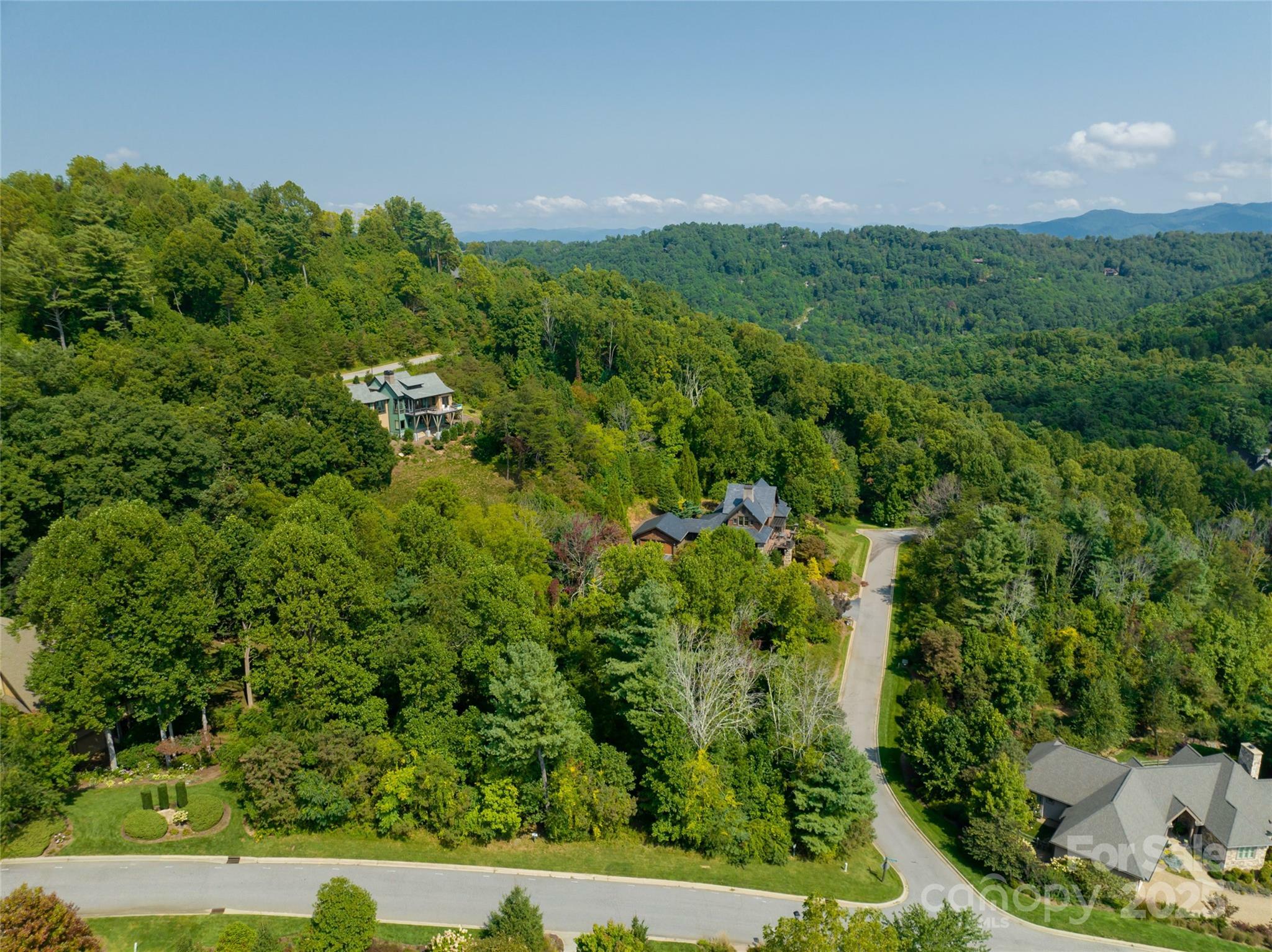 Property Photo:  27 Summit Tower Circle  NC 28804 