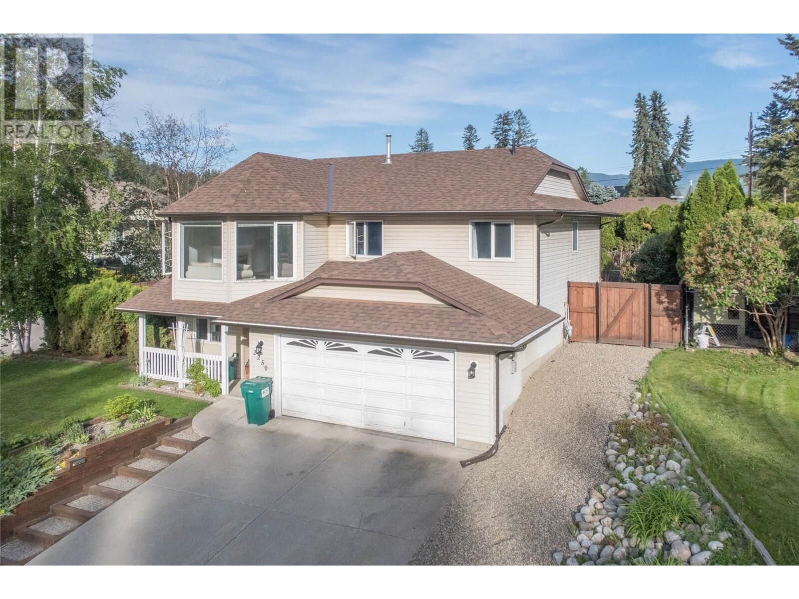 Property Photo:  2250 Linea Crescent  BC V0E 2G0 
