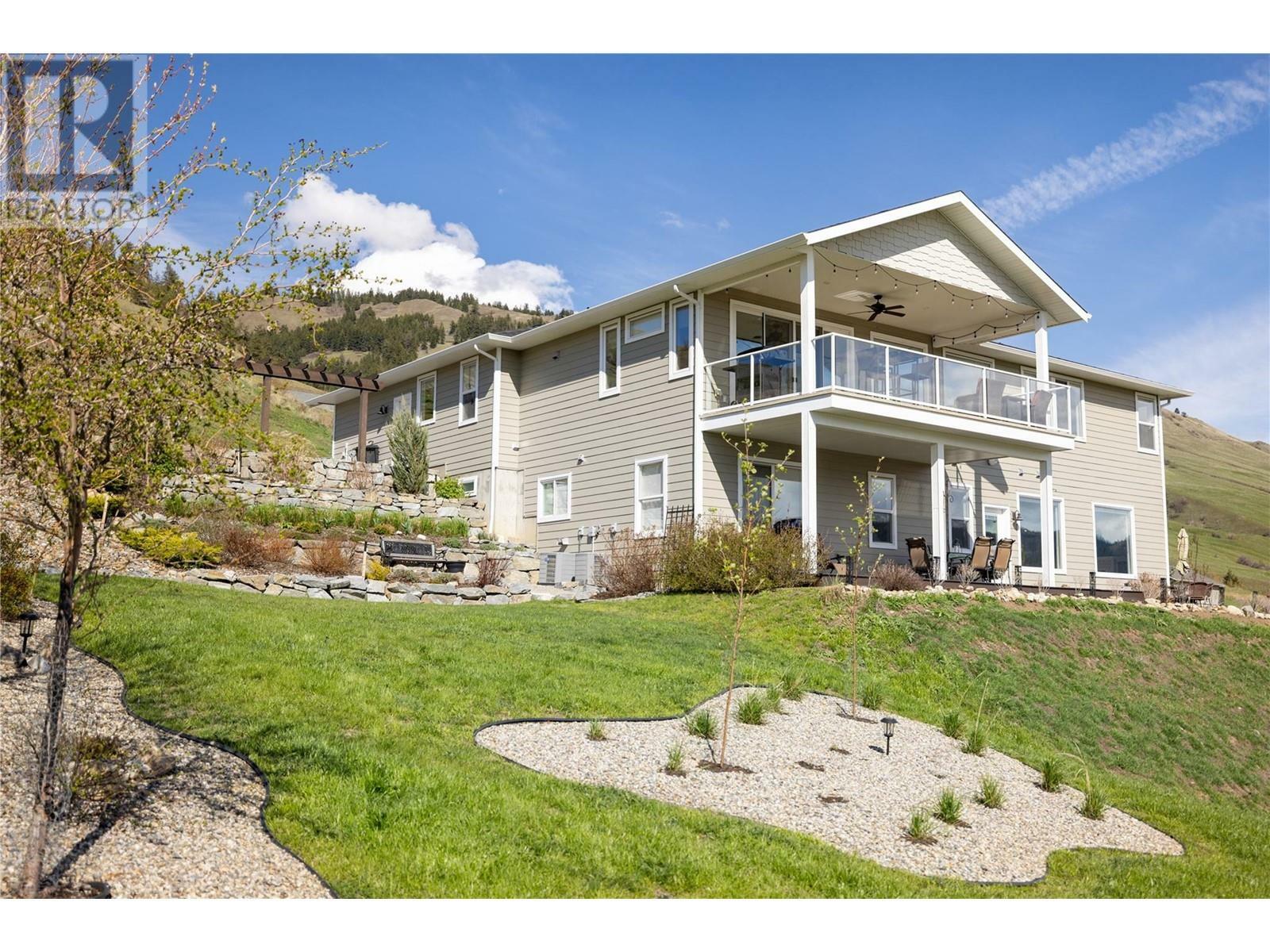 Property Photo:  98 Ranchland Place  BC V1B 4C9 