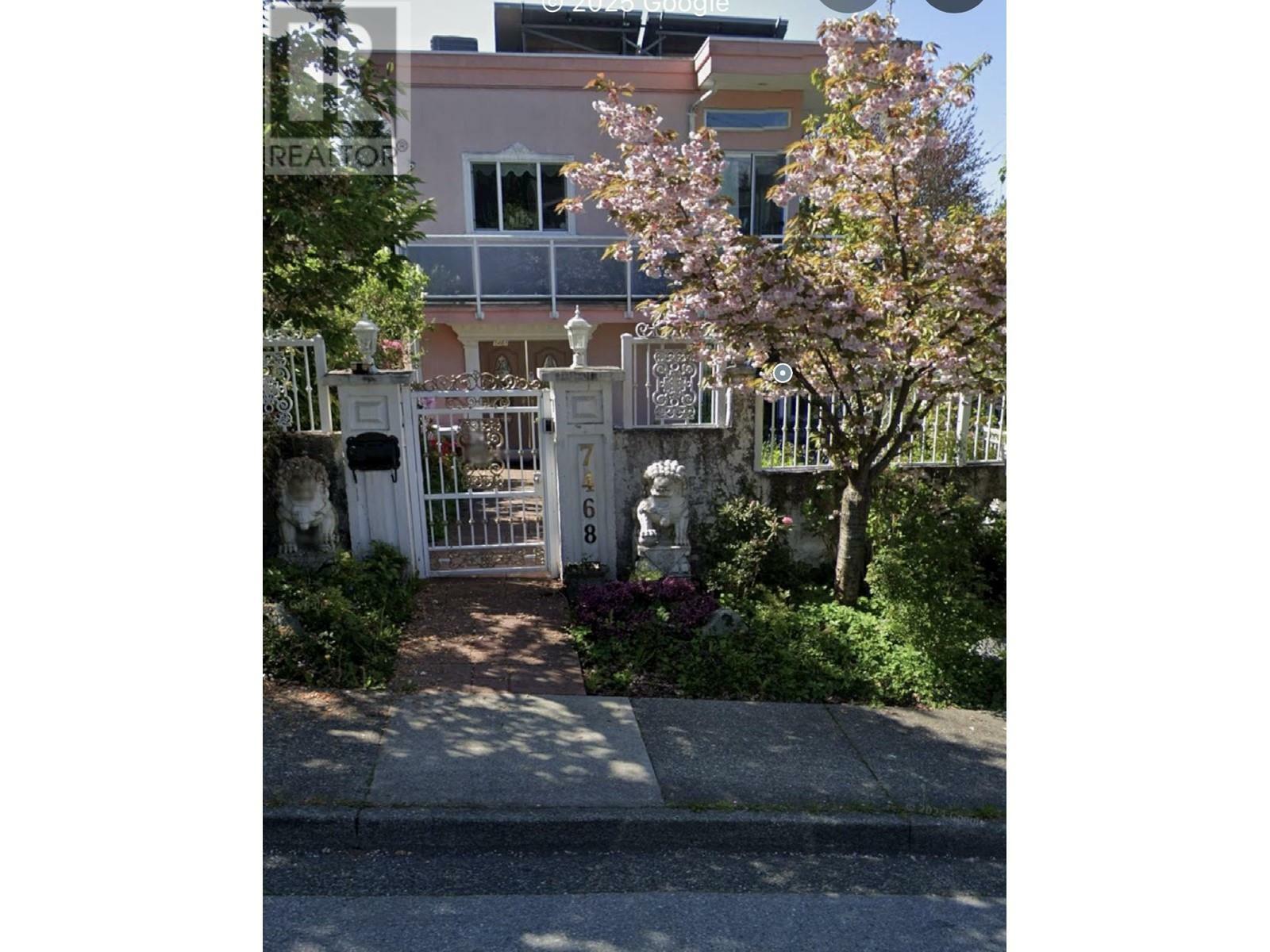 Property Photo: 7468 Curtis Street BC V5A 1K5