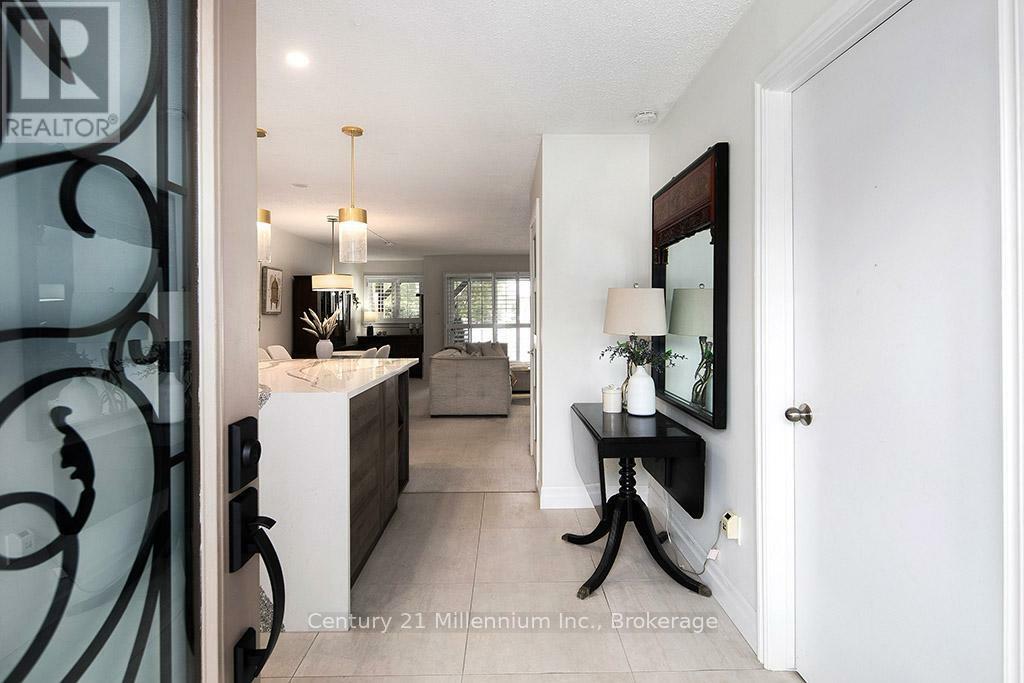 Property Photo:  493 Oxbow Crescent  ON L9Y 5B4 