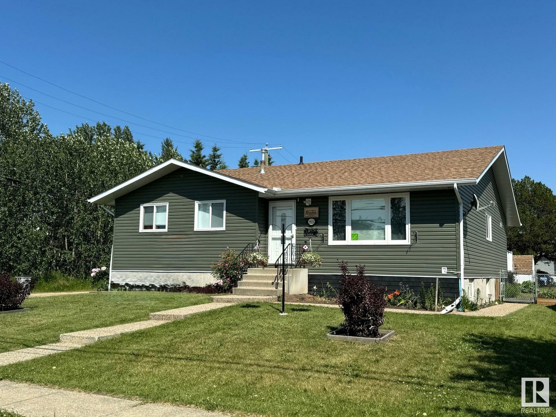 Photo de la propriété: 4925 52 Street AB T0E 0S0