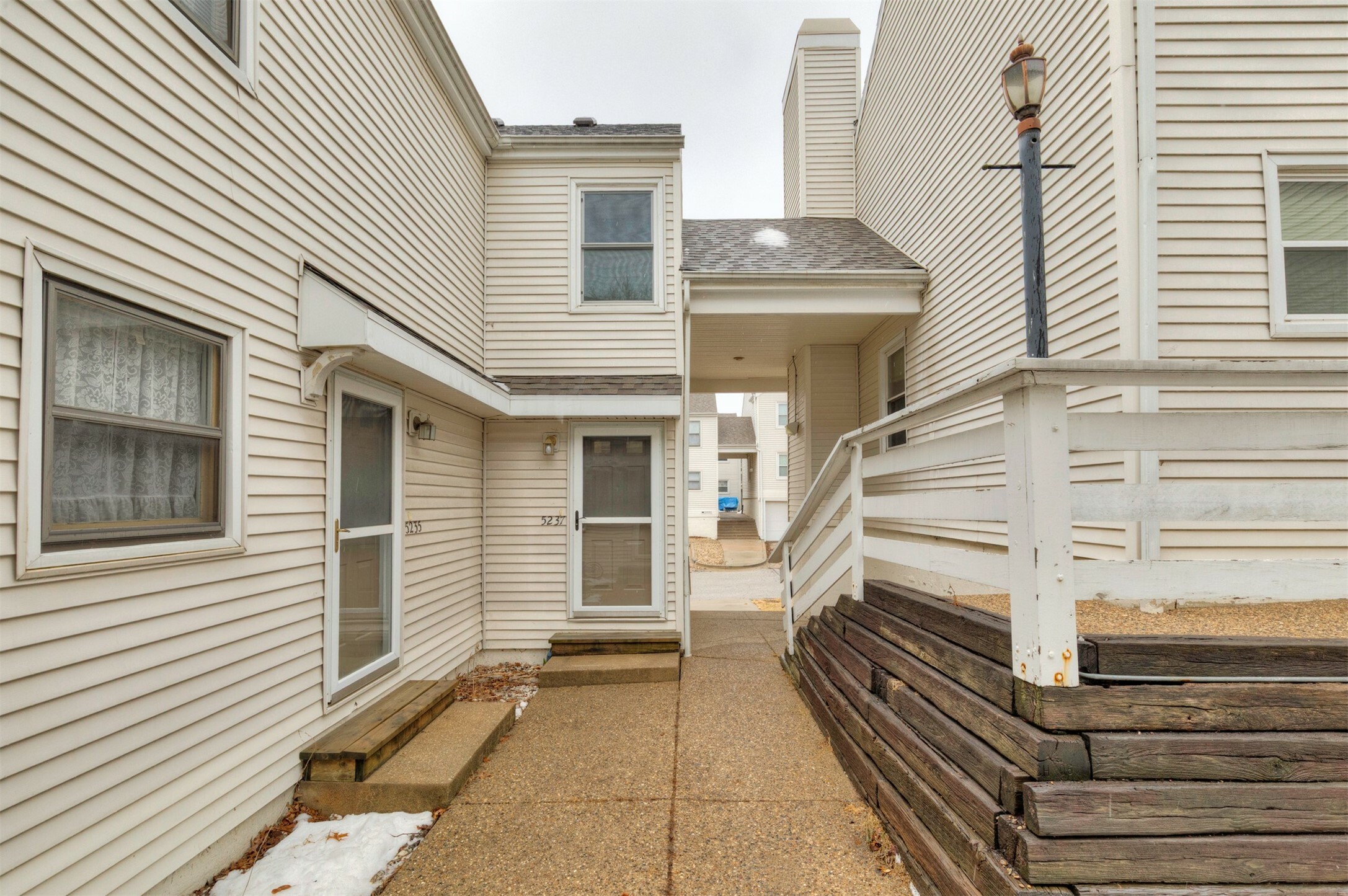 Property Photo:  5237 Dakota Drive  IA 50265 