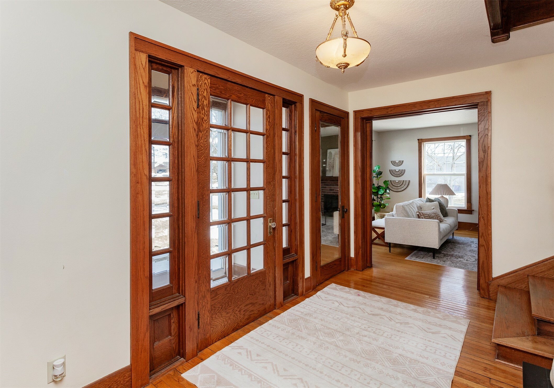 Property Photo: 1005 S Y Street IA 50125