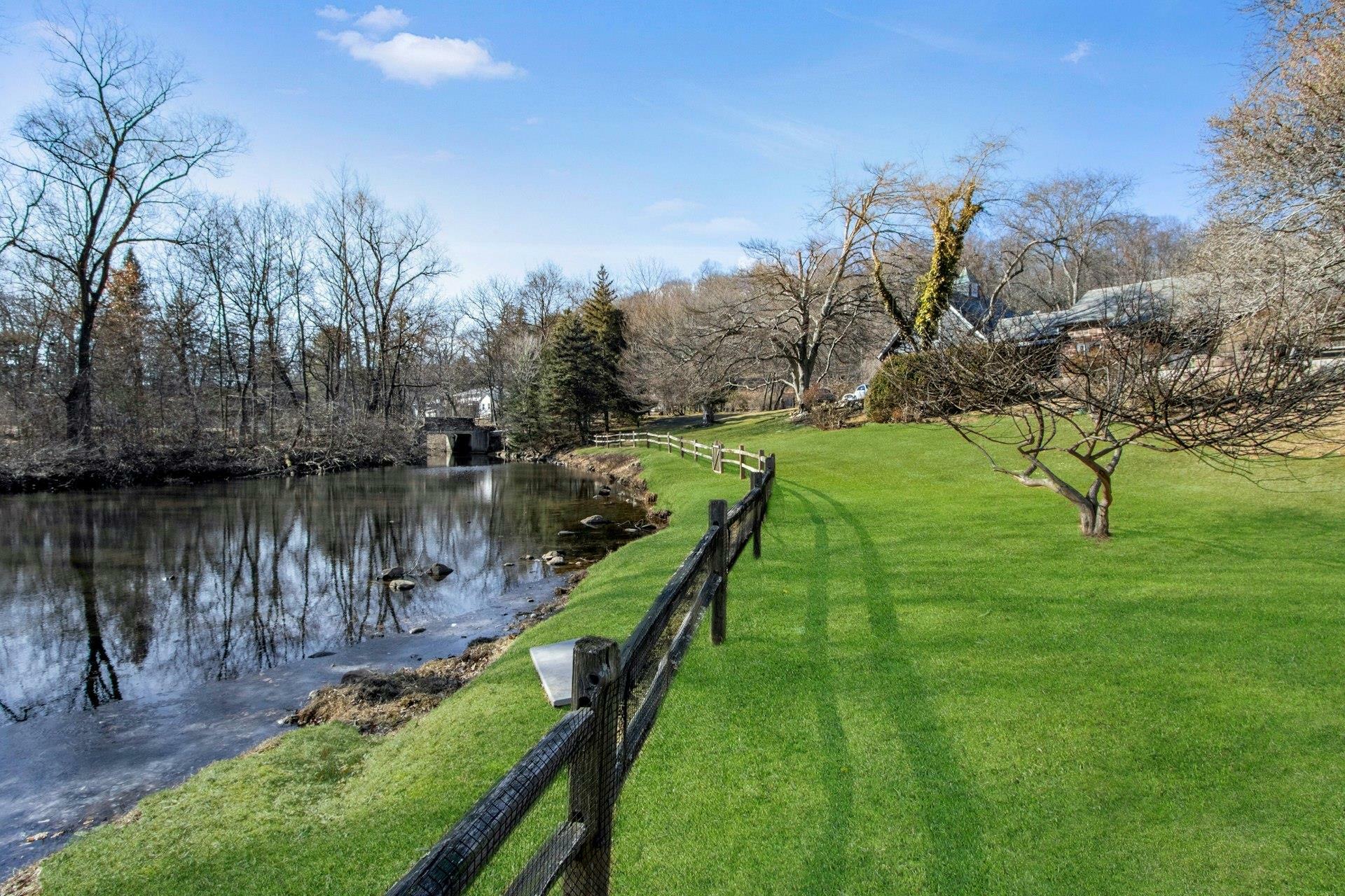 Property Photo:  374 S Mountain Road  NY 10956 