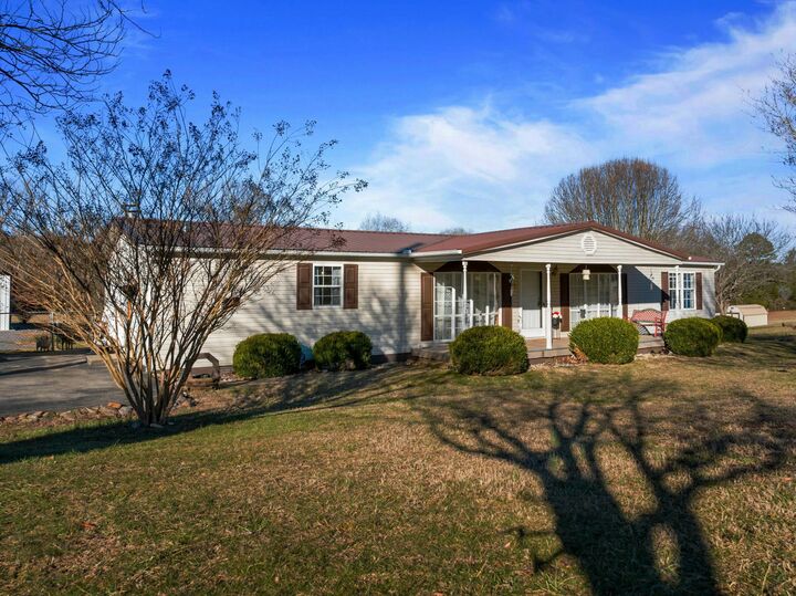 Property Photo: 1009 Old Newport Highway TN 37725