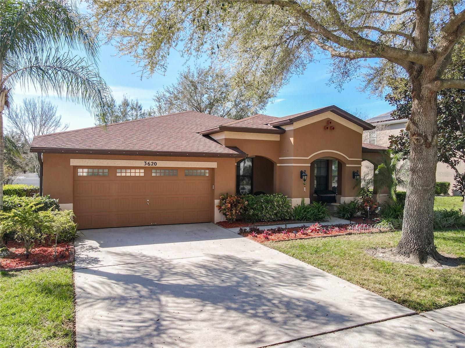 Property Photo: 3620 Chandler Estates Drive FL 32712