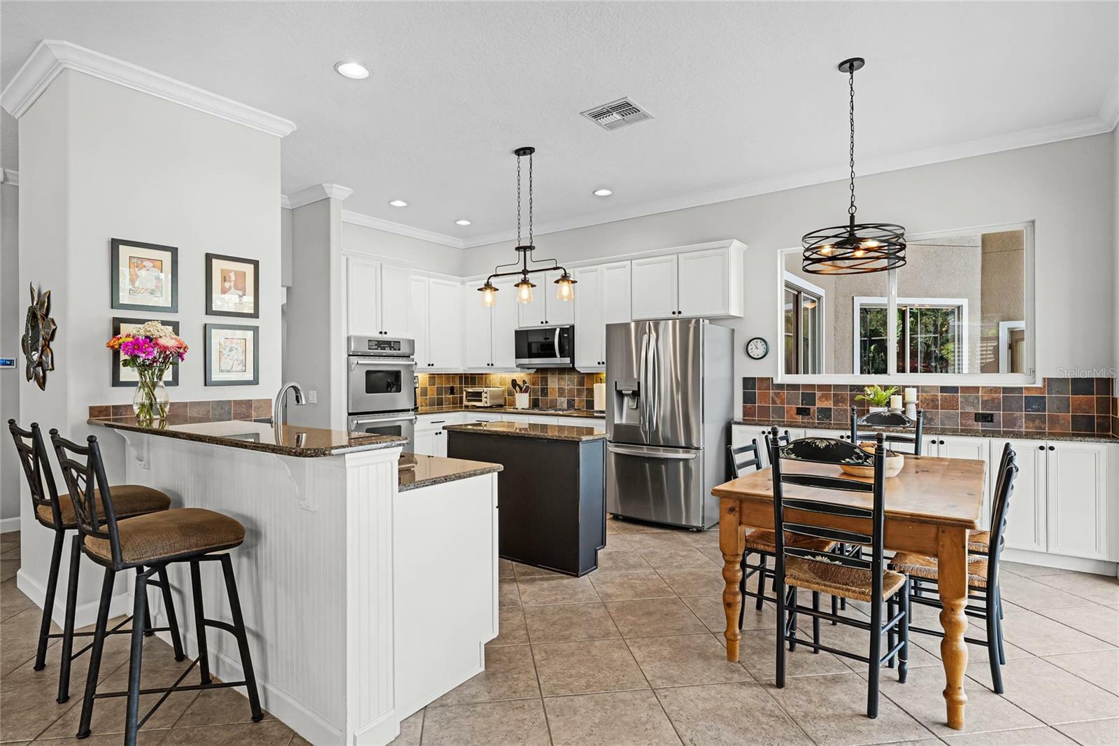 Property Photo: 1613 Glenwick Drive FL 34786