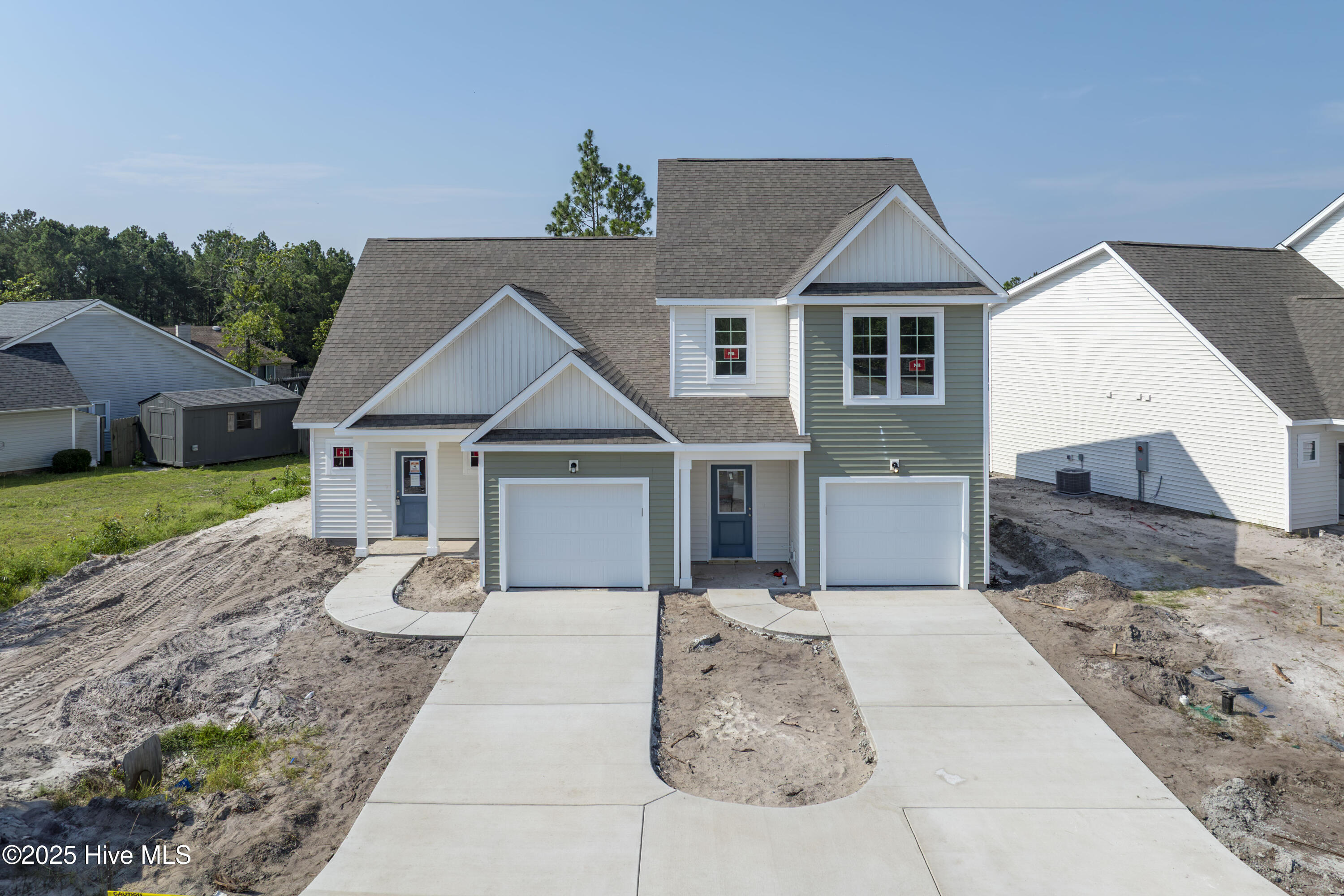 Property Photo:  211 Sandpiper Place  NC 28445 