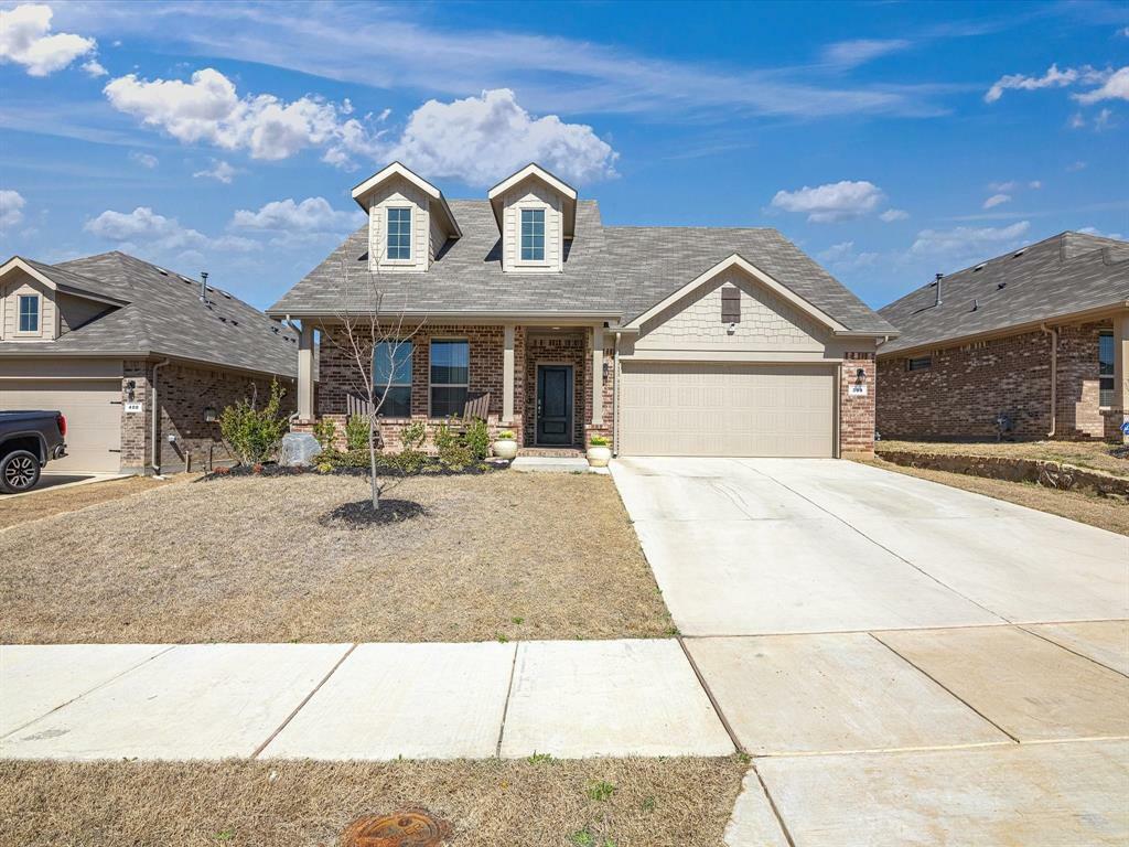 Property Photo:  308 Hogan Drive  TX 76210 