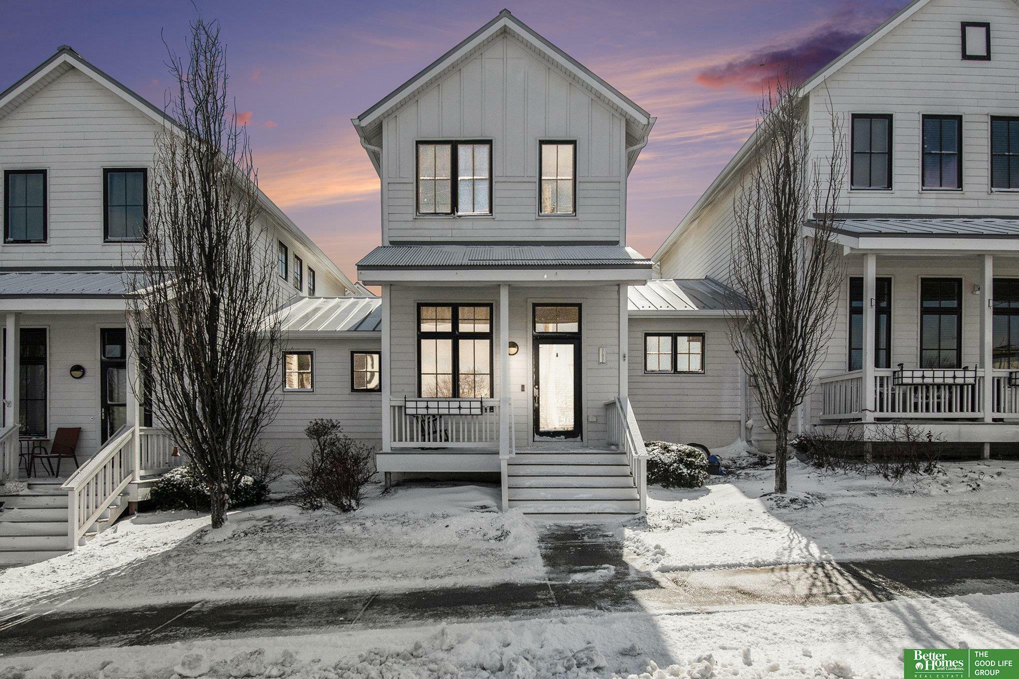 Property Photo: 707 Pacific Street NE 68108