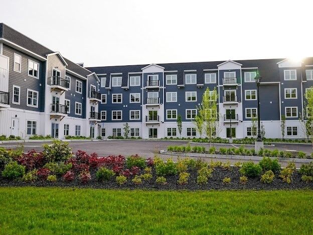 485 Blue Hills Parkway 15  Milton MA 02186 photo