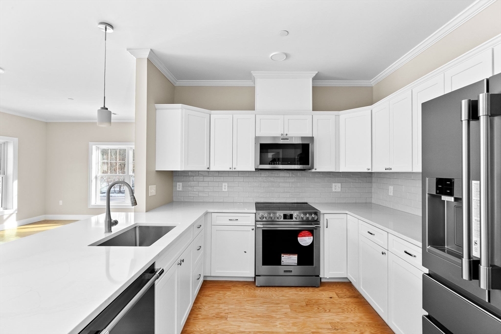 Property Photo: 485 Blue Hills Parkway 28 MA 02186