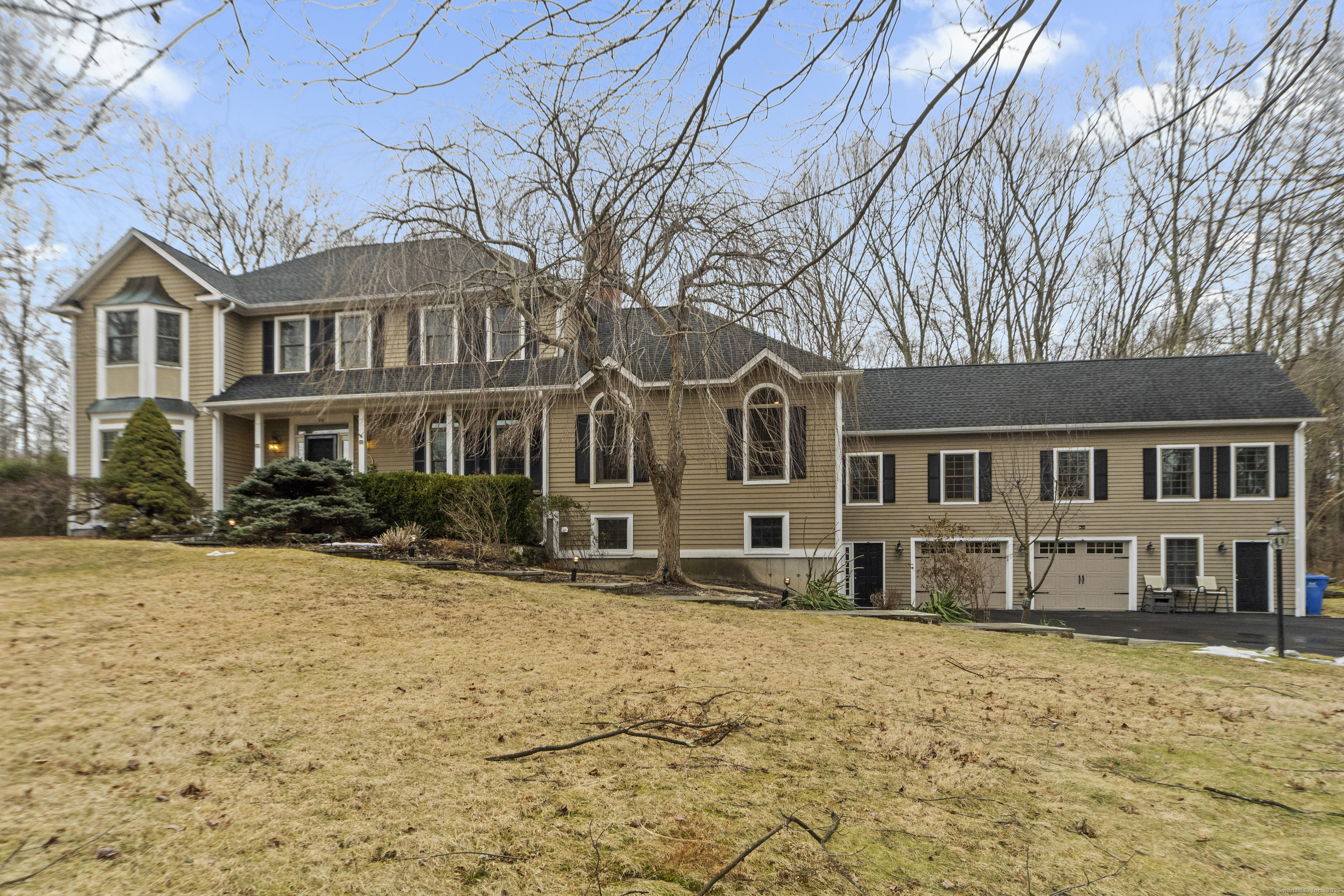 Property Photo:  20 Blanket Meadow Road  CT 06468 