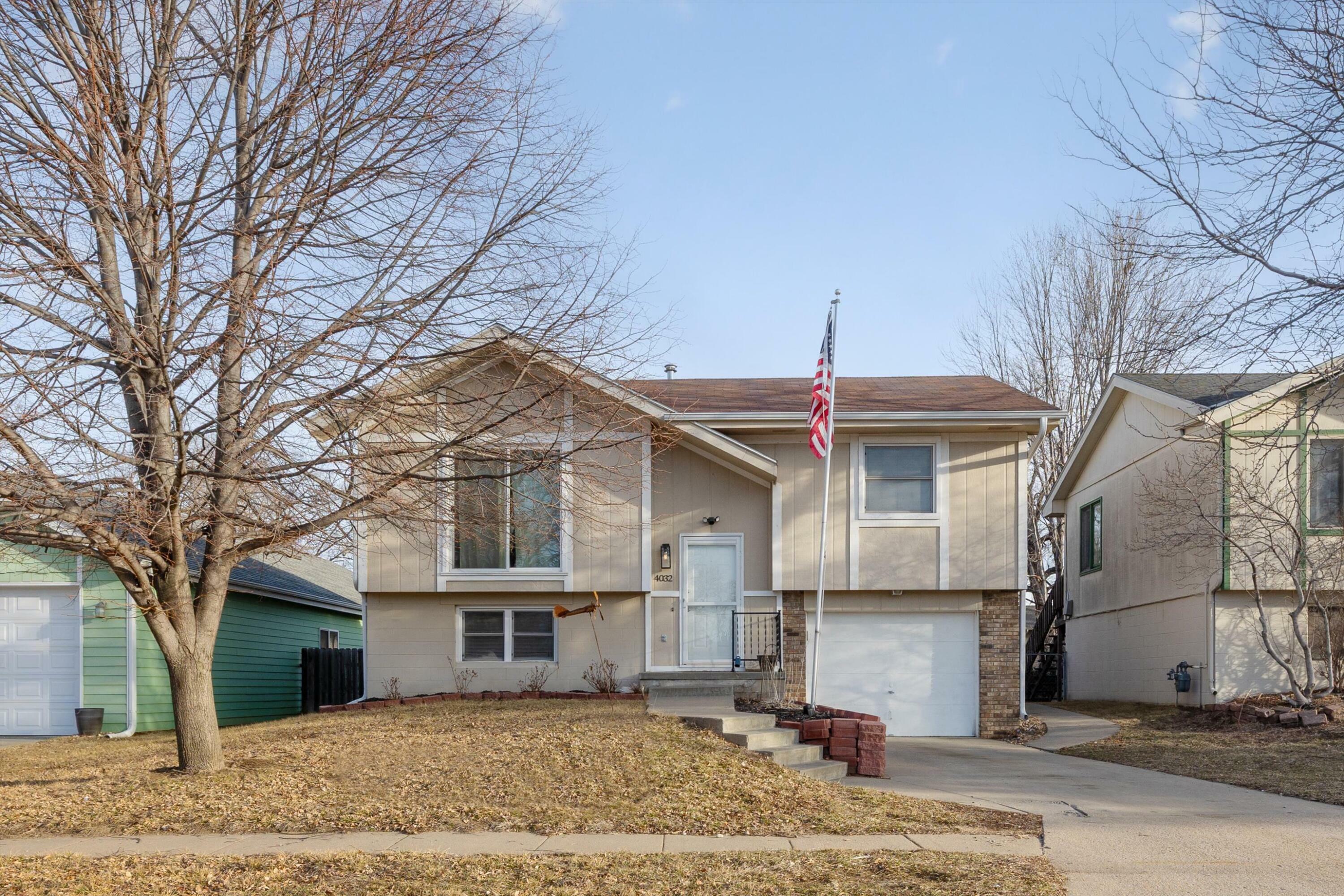 Property Photo:  4032 Avenue E  IA 51501 