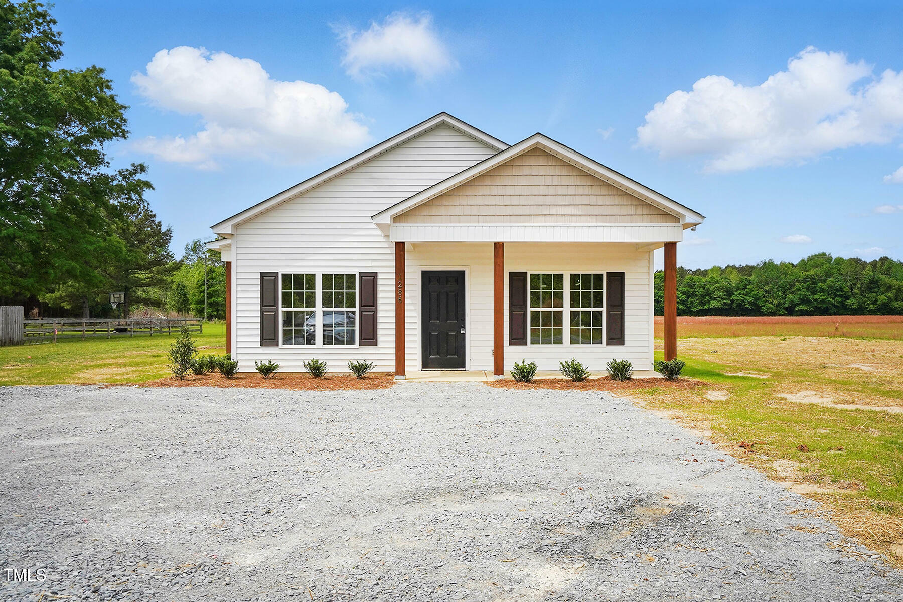 1286 W Blackman Road  Dunn NC 28334 photo