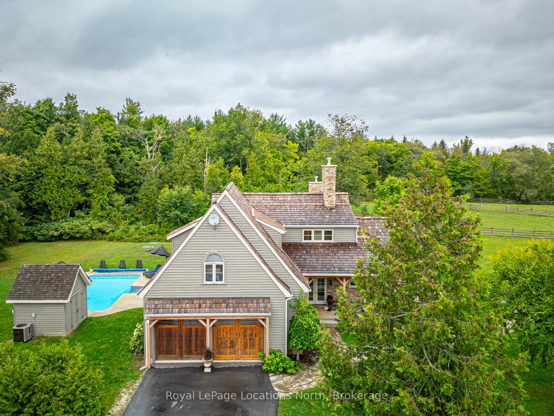 Property Photo: 787517 Grey 13 Road ON N0H 2P0