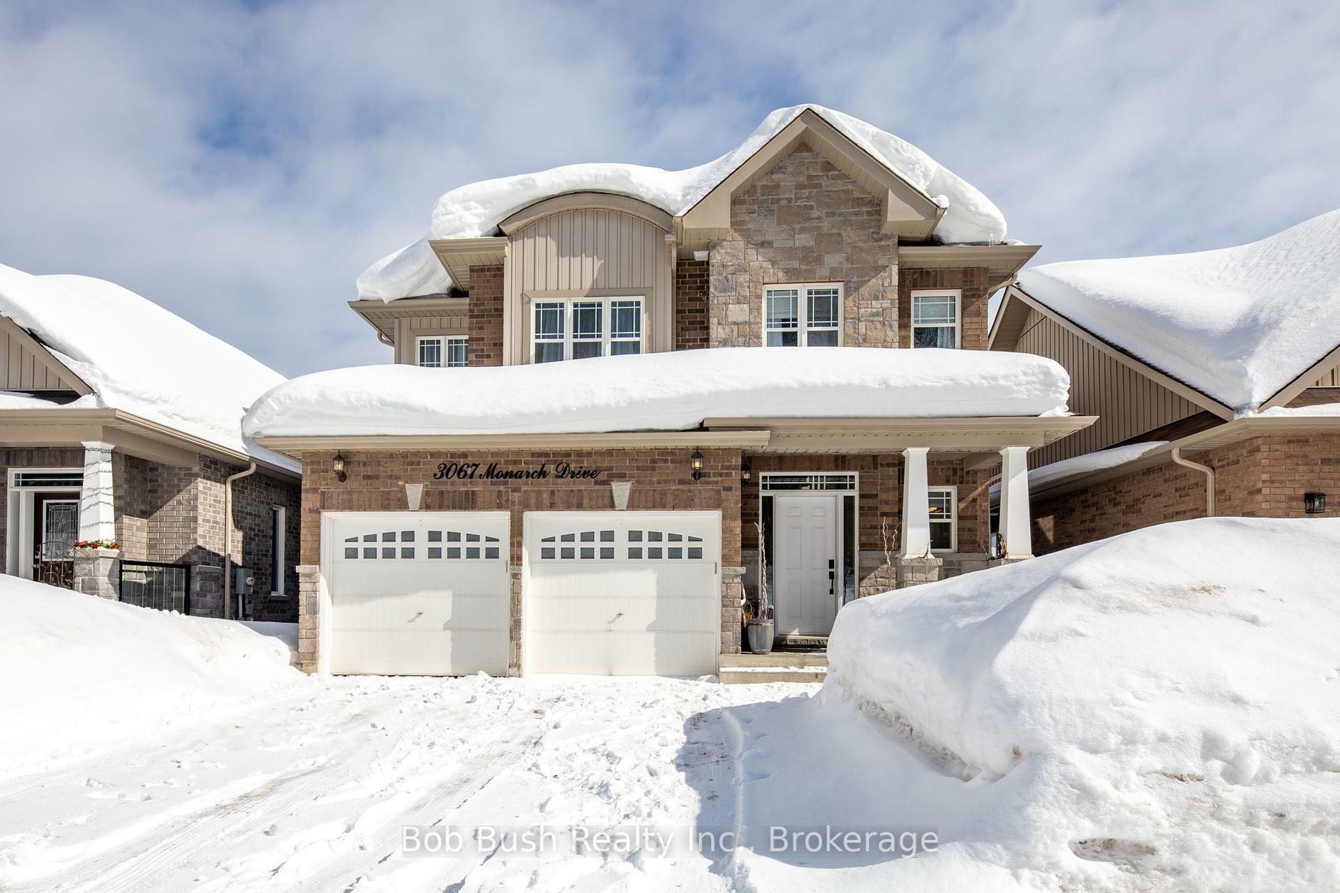 Property Photo: 3067 Monarch Drive ON L3V 8K3