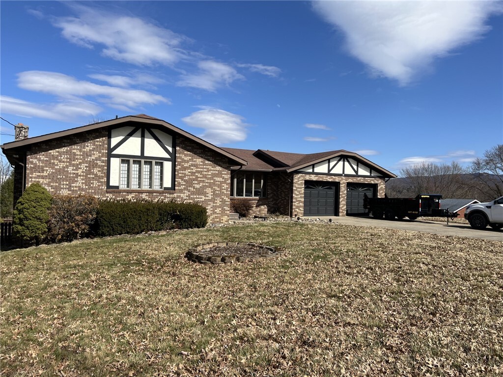 Property Photo:  31 Judith St  PA 15401 