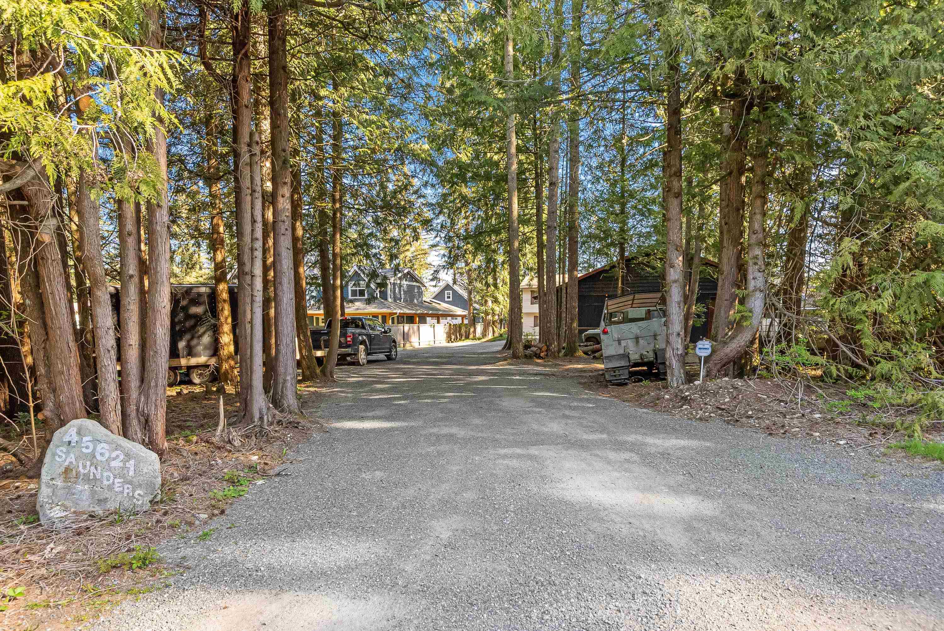 Photo de la propriété:  45621 Sleepy Hollow Road  BC V2R 5A5 