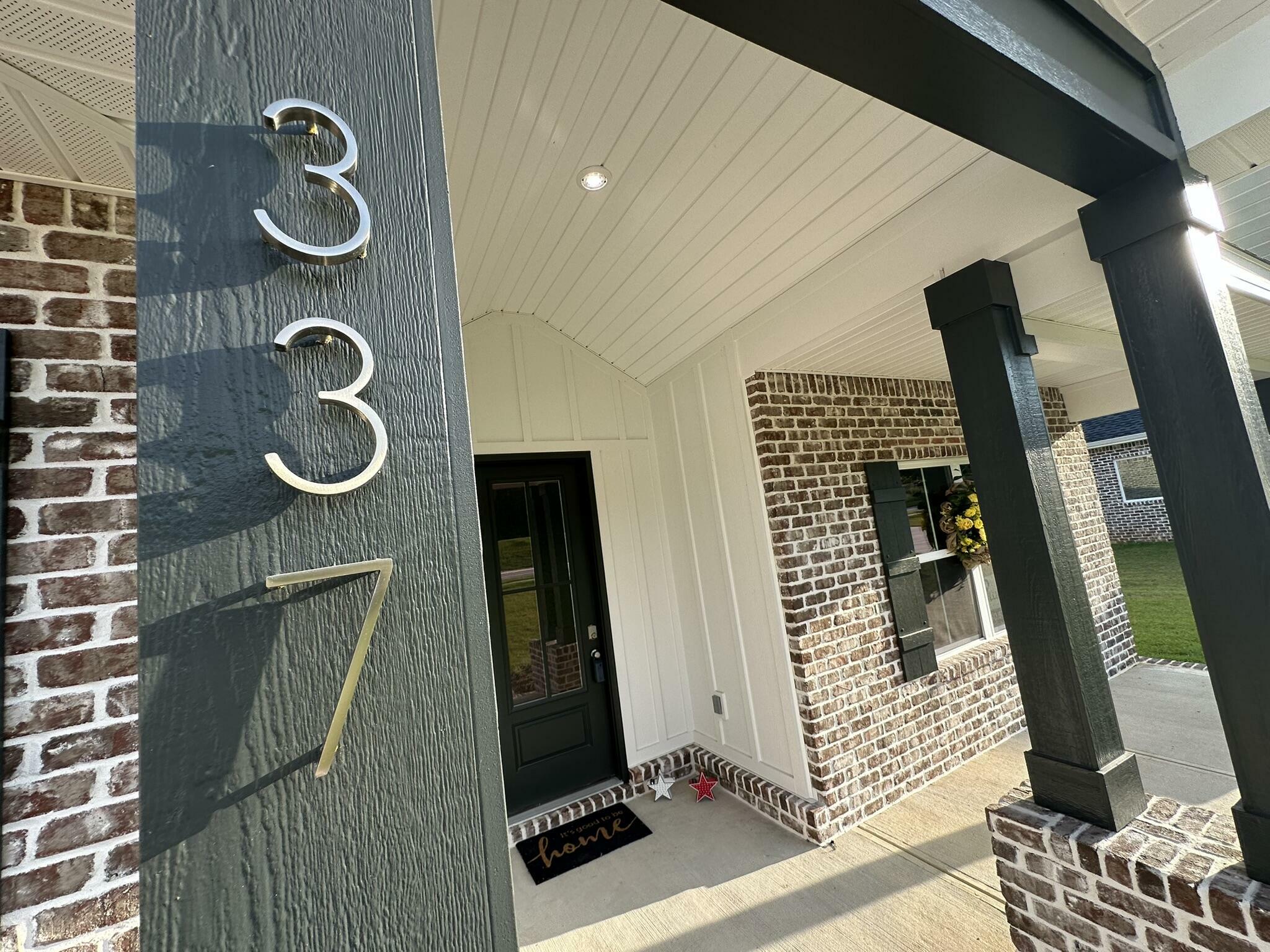 Property Photo: 337 Shoal River Drive FL 32539