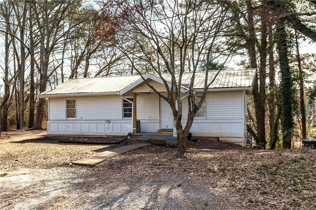 Property Photo:  251 Killian Street  GA 30114 