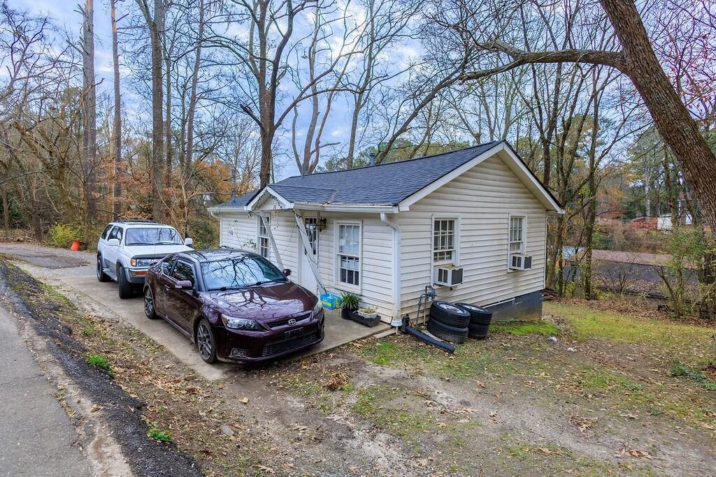 Property Photo:  70 Daisy Circle  GA 30114 