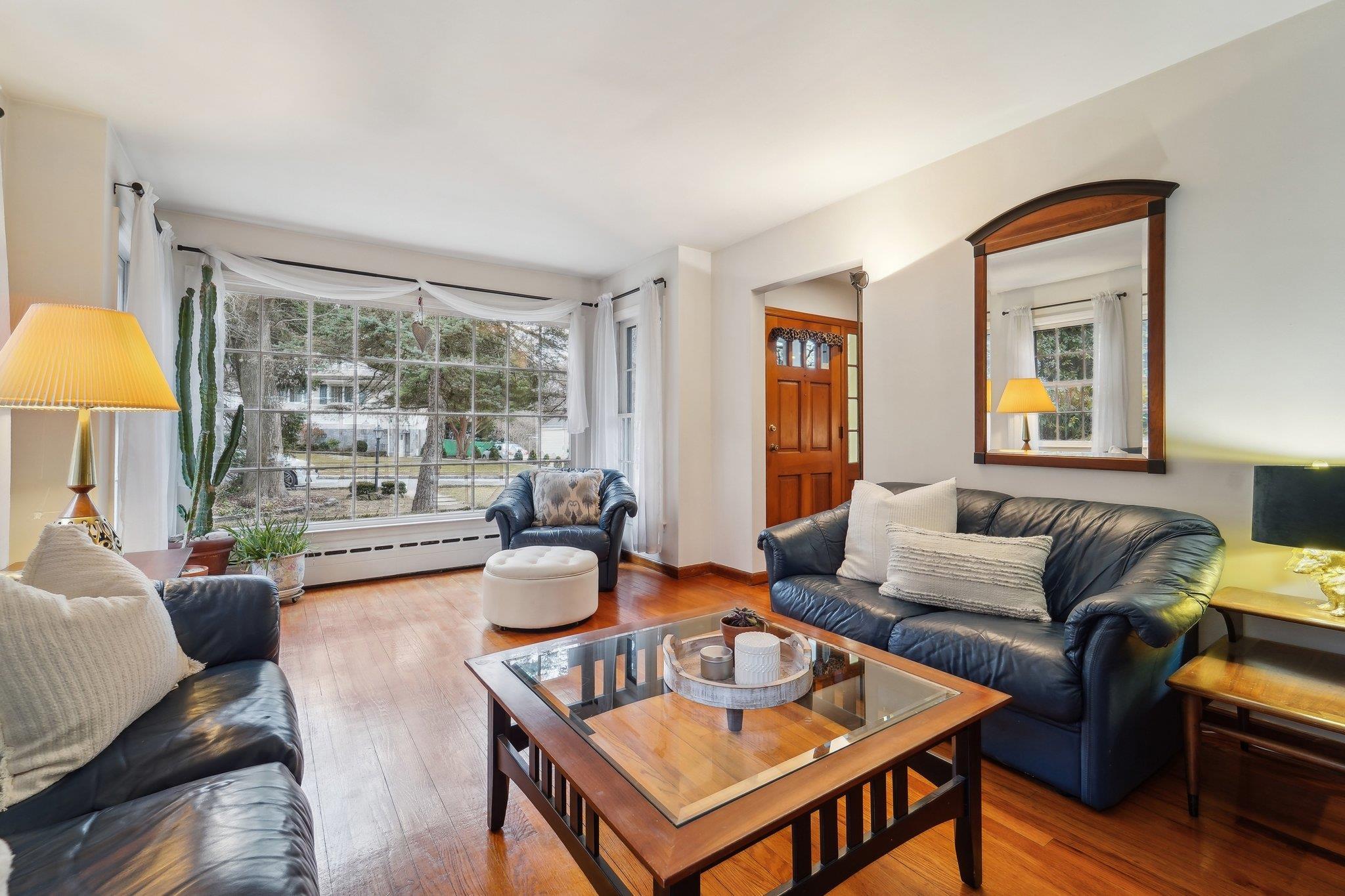 Property Photo: 10 Wayside Drive NY 10607