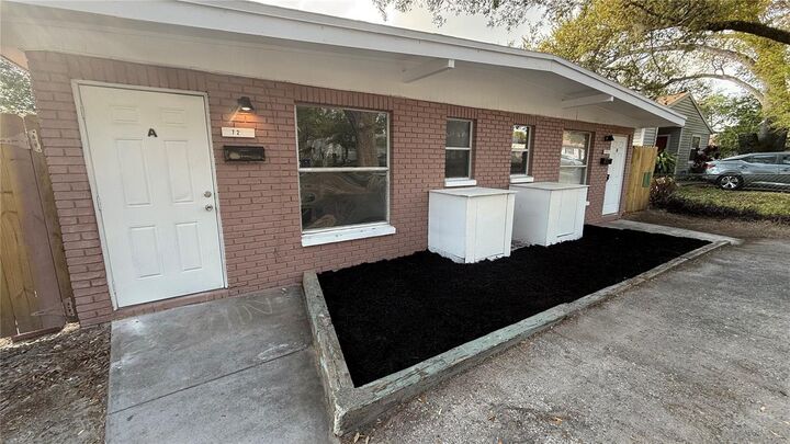 8728 N Mandarine Place  Tampa FL 33617 photo