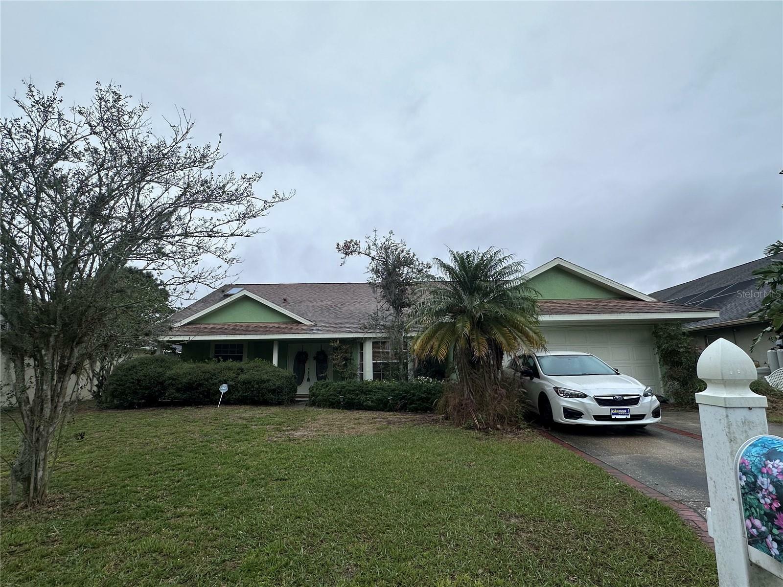 Property Photo:  123 Breezy Oaks Court  FL 33896 