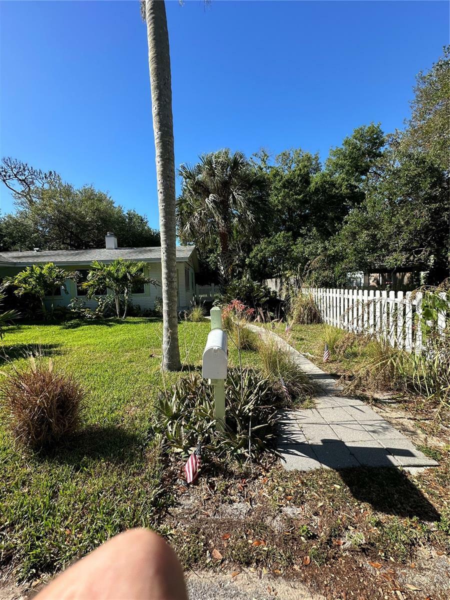 Property Photo:  728 41st St Street  FL 34234 