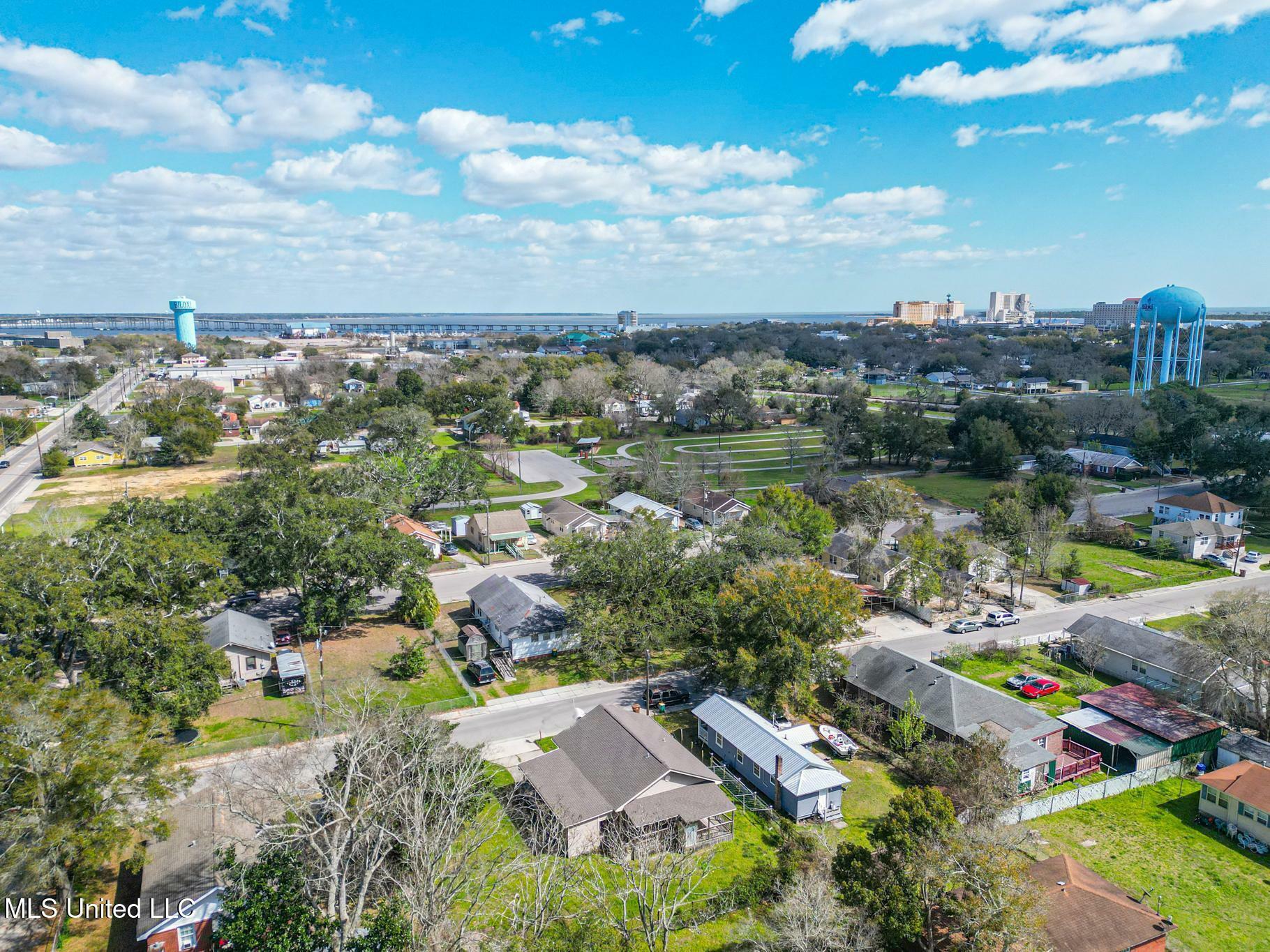 Property Photo:  281 Dorries Street  MS 39530 