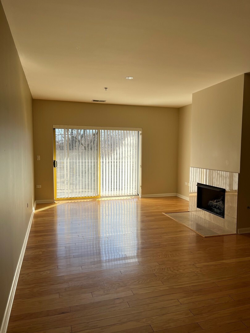 Property Photo:  1210 Chicago Avenue 208  IL 60202 