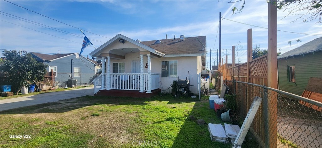 Property Photo:  4128 W 102nd Street  CA 90304 