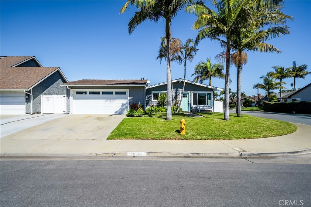 10041 Dana Drive  Huntington Beach CA 92646 photo