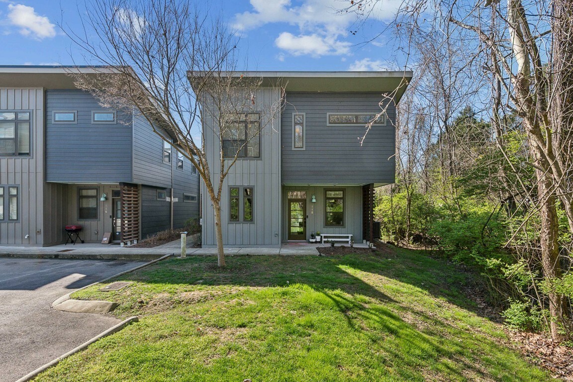Property Photo: 118 Colbert Way TN 37206