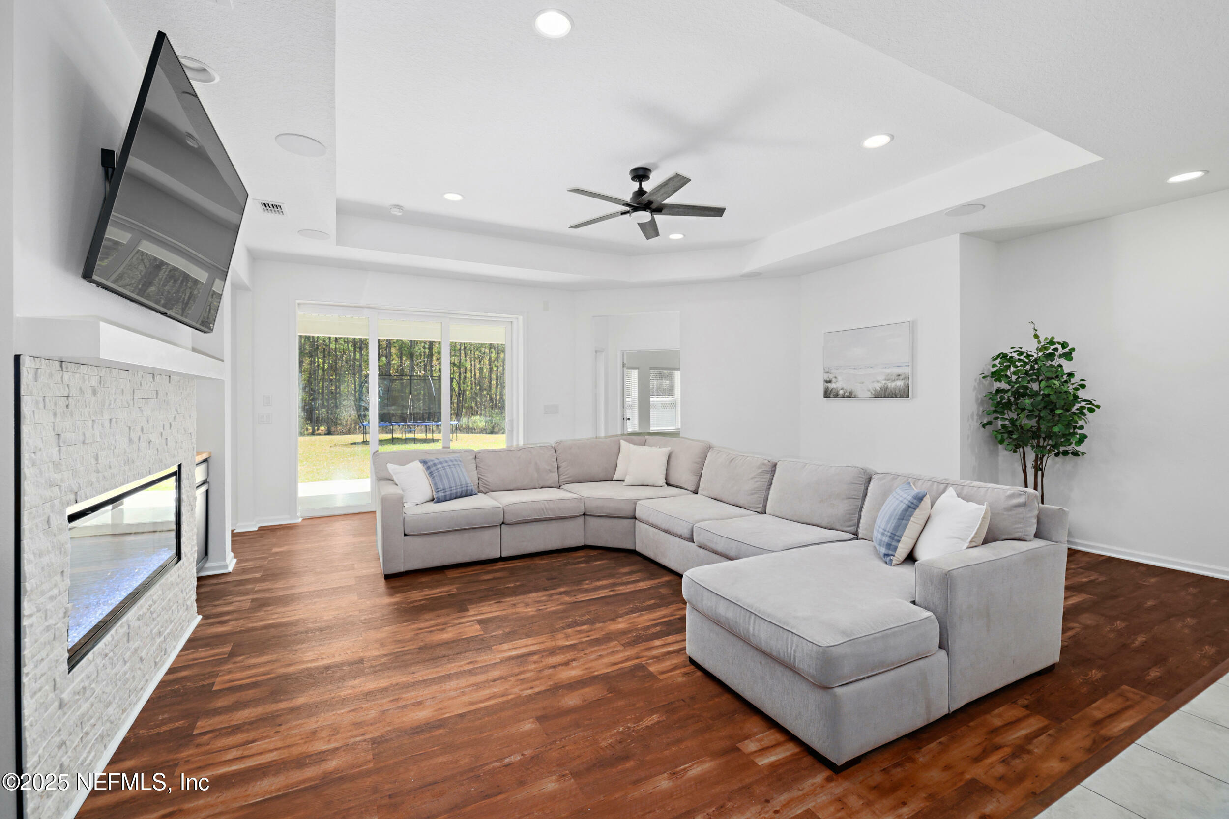 Property Photo: 97 Golden Fern Drive FL 32092