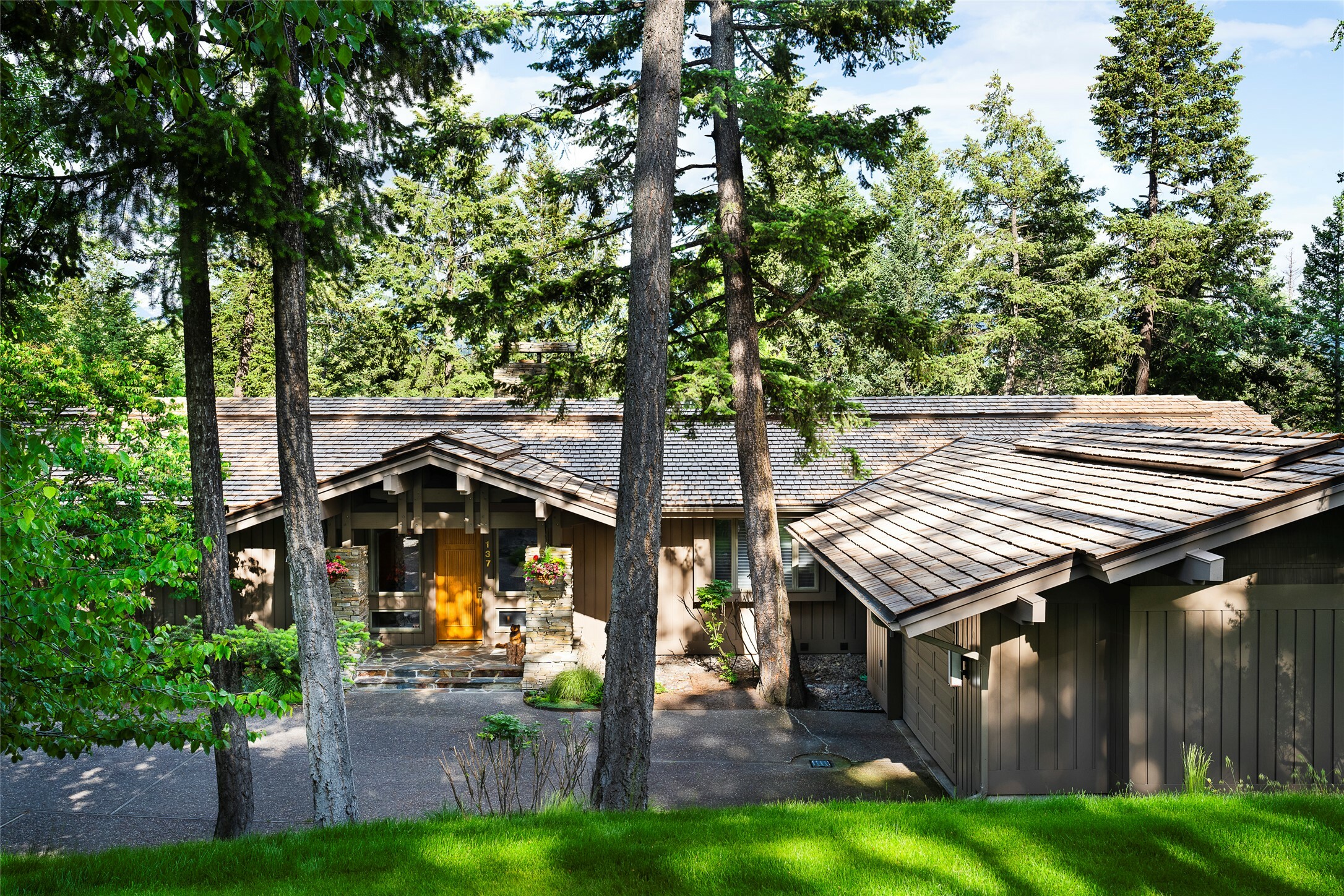 Property Photo: 137 & 133 Eagle Bend Drive MT 59911