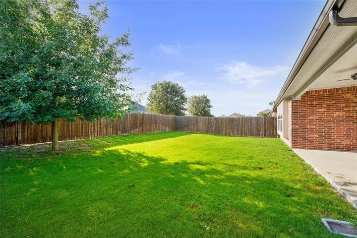 Property Photo: 521 Eastbrook Drive TX 75409