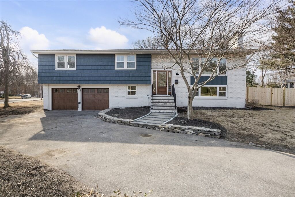 Property Photo:  4 Westover Parkway  MA 02062 