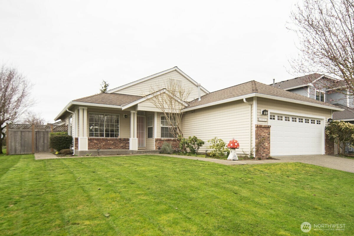 Property Photo: 6502 58th Drive NE WA 98270