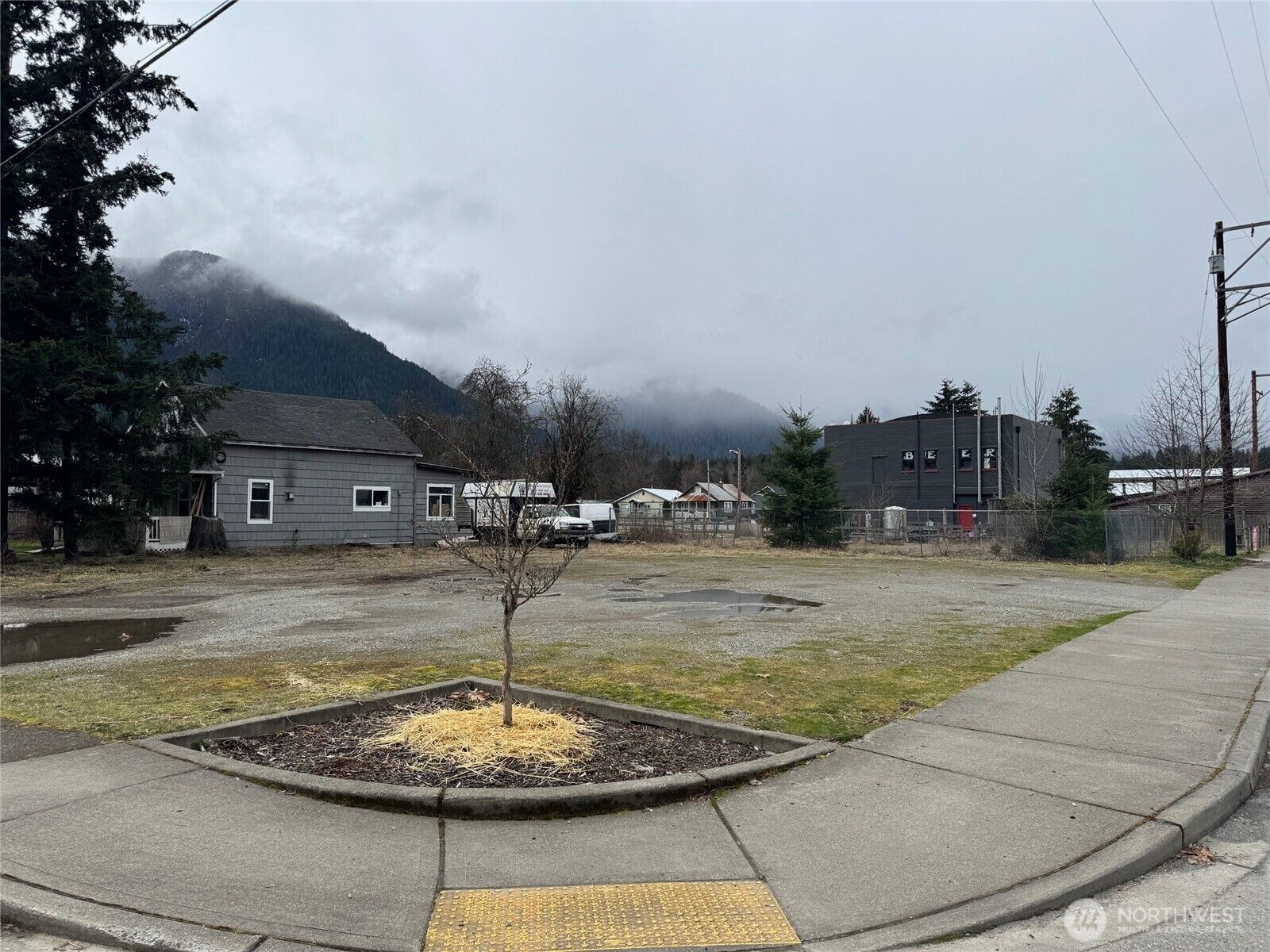Property Photo: 1025 Darrington Street WA 98241