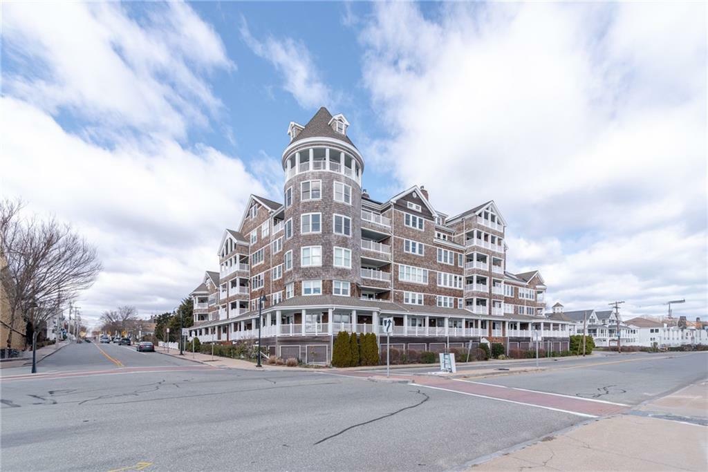 Property Photo: 53 Conanicus Avenue 2G RI 02835