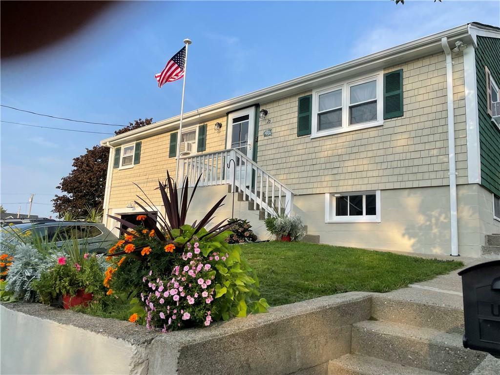 26 Cliff Street  Tiverton RI 02878 photo