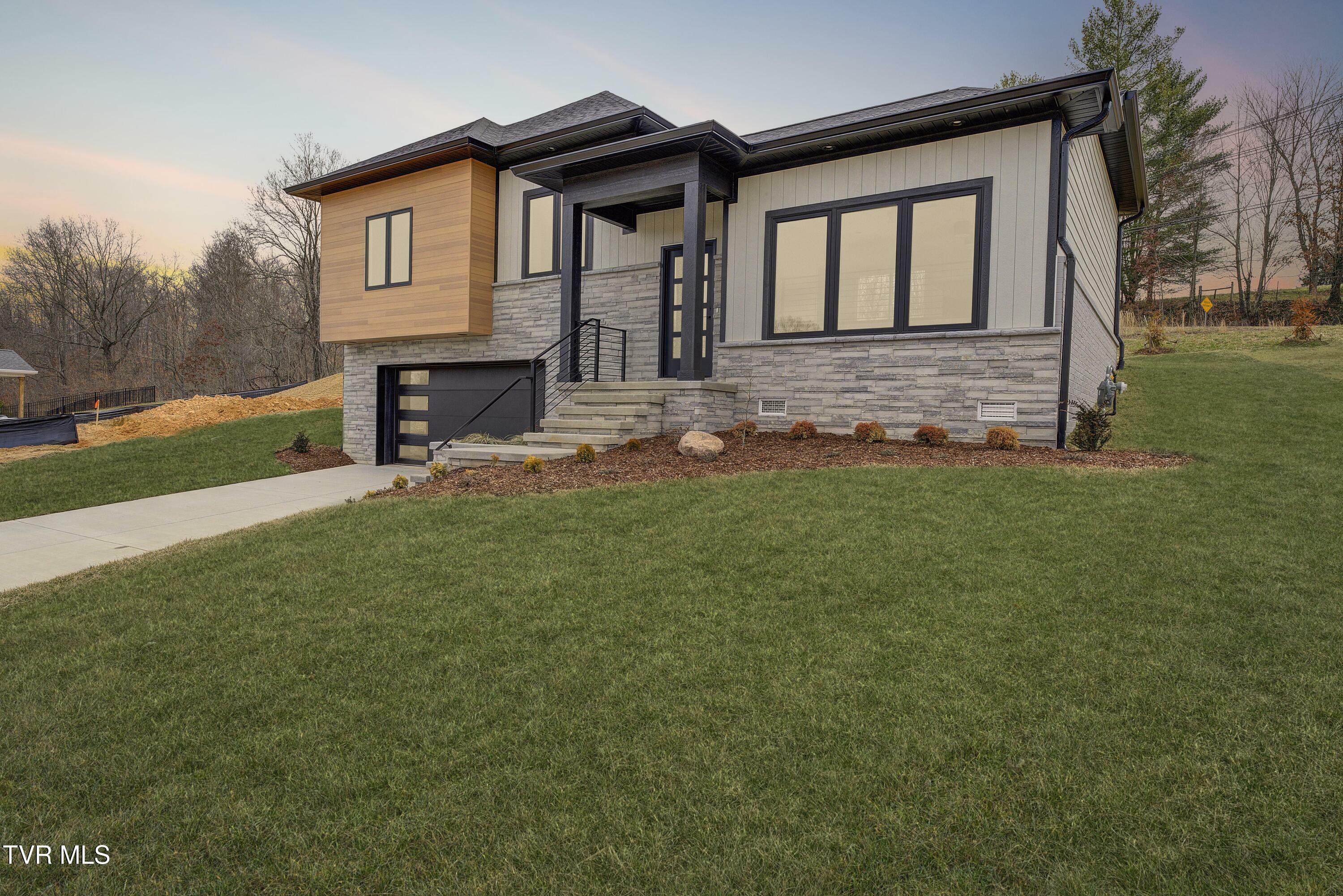 Property Photo: 295 Winston Place TN 37615